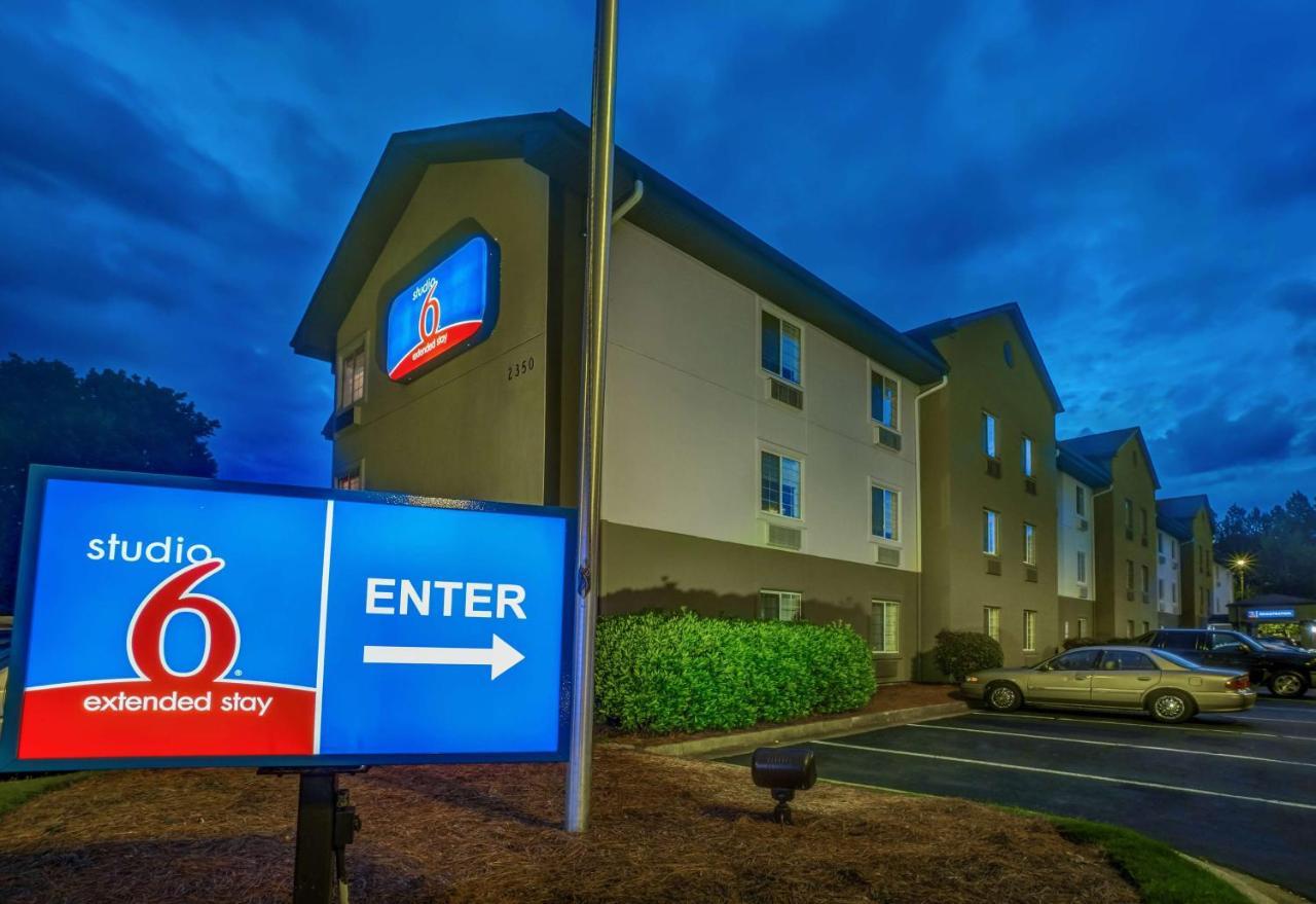 Studio 6 Duluth Ga Near Gas South District Екстер'єр фото