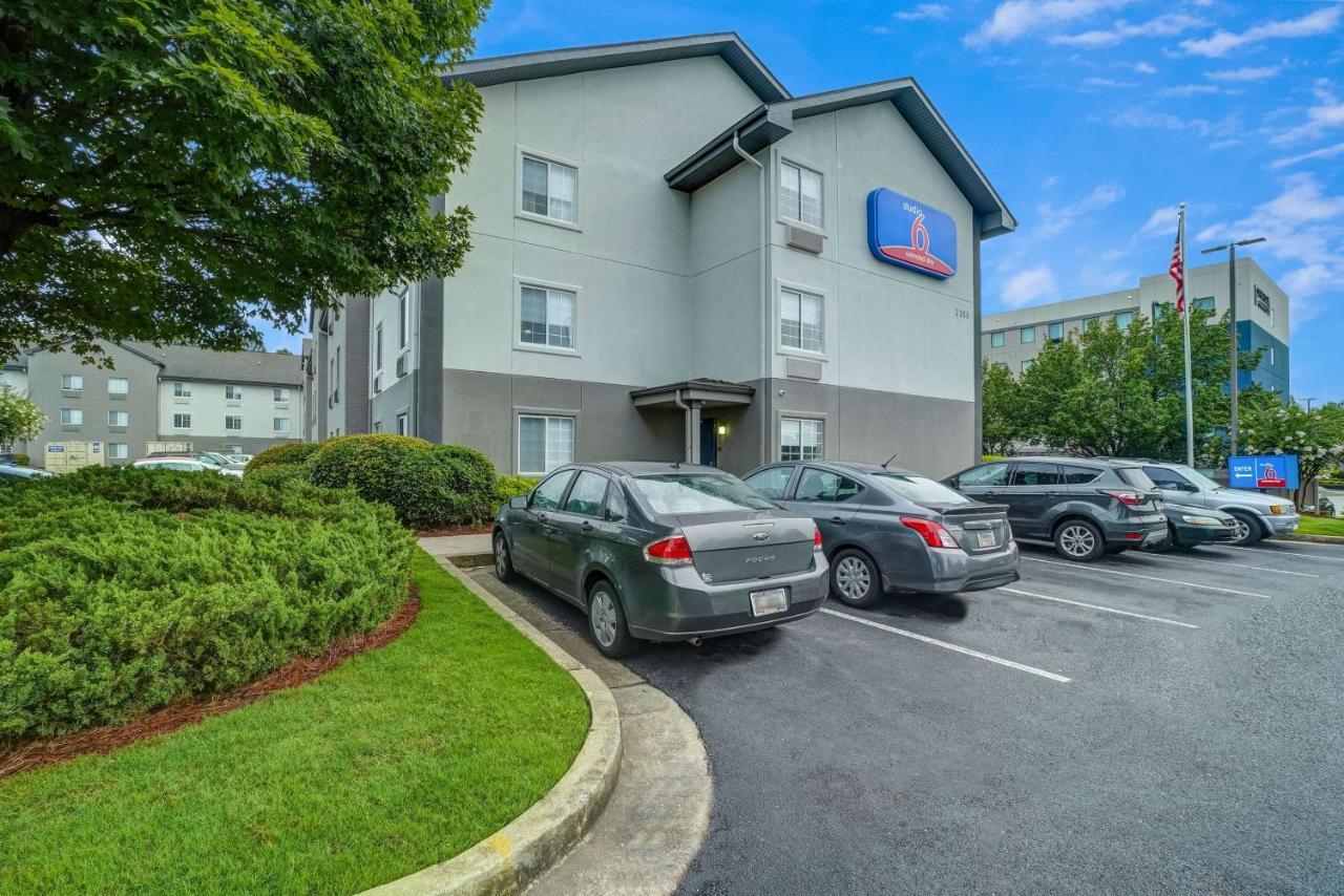 Studio 6 Duluth Ga Near Gas South District Екстер'єр фото