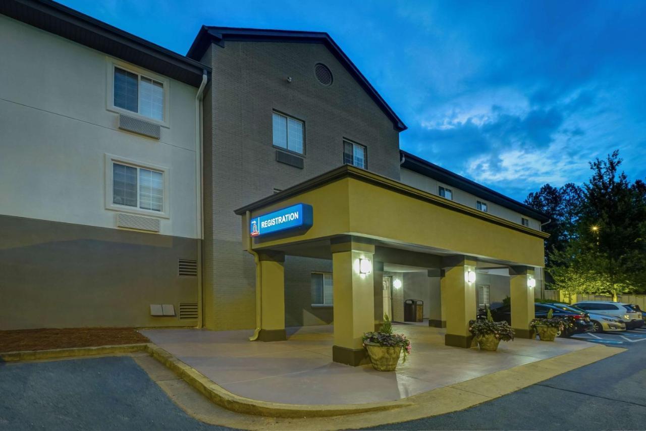 Studio 6 Duluth Ga Near Gas South District Екстер'єр фото