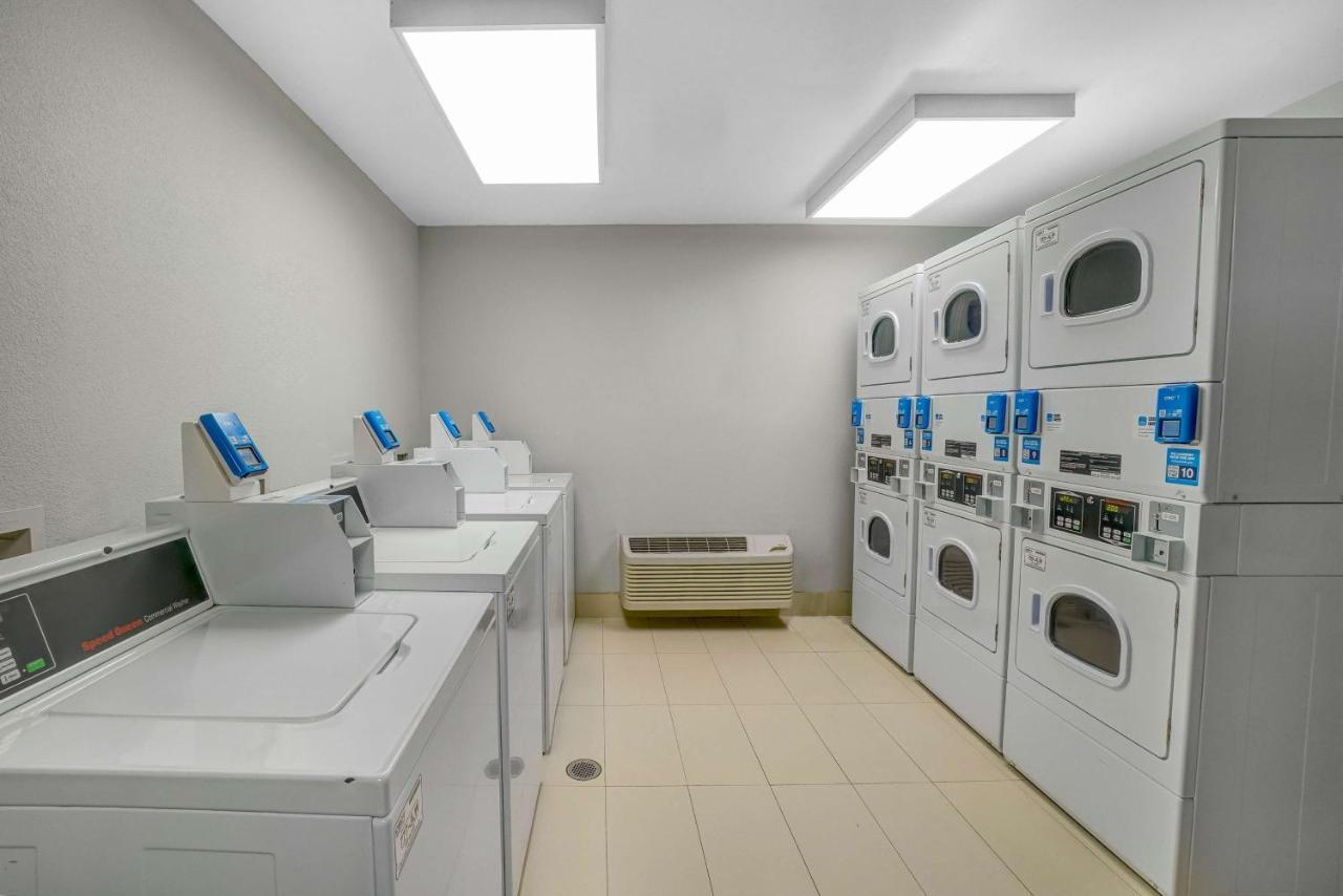 Studio 6 Duluth Ga Near Gas South District Екстер'єр фото